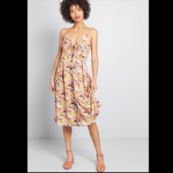 MODCLOTH Gilli Floral Spaghetti Strap Bow Front Dress - Picture 1 of 11
